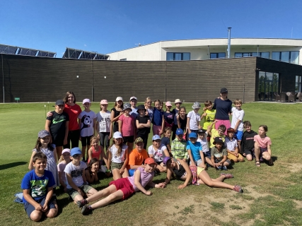 Sportovní den s golfem- 3.A a 3.B