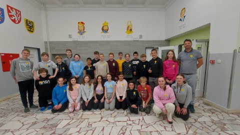 Žáci naší školy se zapojili do celonárodní veřejné sbírky Český den proti rakovině