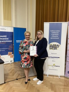 Diamantový certifikát Finančně gramotná škola