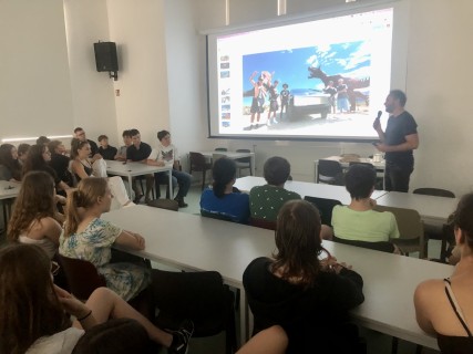 Beseda žáků 8. ročníku s digitálním designérem Tomem Krchou