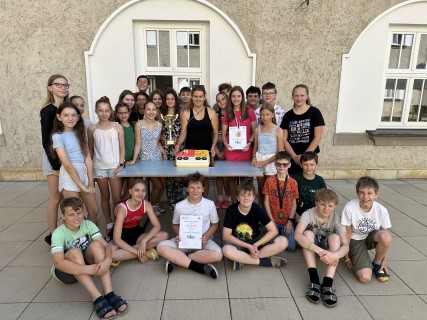 Předání cen žákům a třídám za sběr papíru, elektra a železa 2023/24