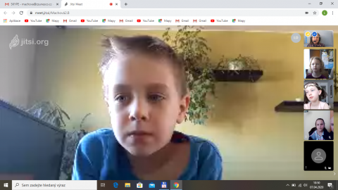 Videokonference nás baví