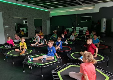 Jumping fitness - 2. B