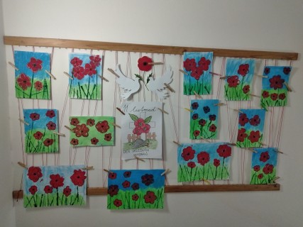 Nástěnka ke Dni válečných veteránů 1. oddělení ŠD