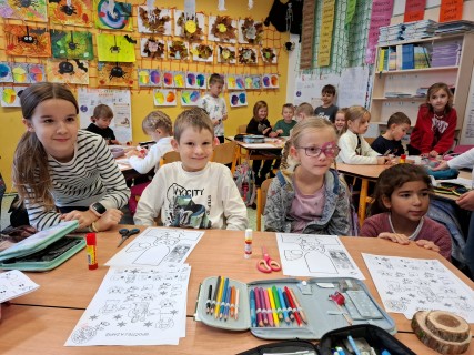 Společné zimní tvoření žáků ZŠ UNESCO a předškoláků z MŠ KOMENSKÉHO