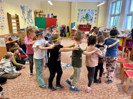 Moje aktovka - společný projekt ZŠ UNESCO a MŠ Komenského