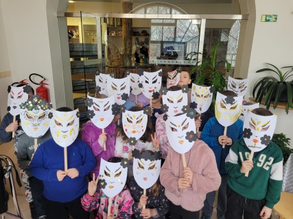 Co se děje v divadle, 1.C