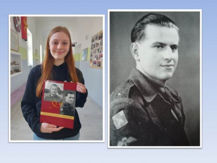 Adéla Červenáková z 9.A uctila památku své pradědečka Josefa Blažka válečného veterána z II. světové války