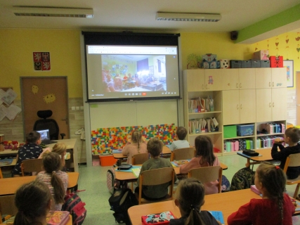 Společná videokonference MŠ Komenského a ZŠ UNESCO